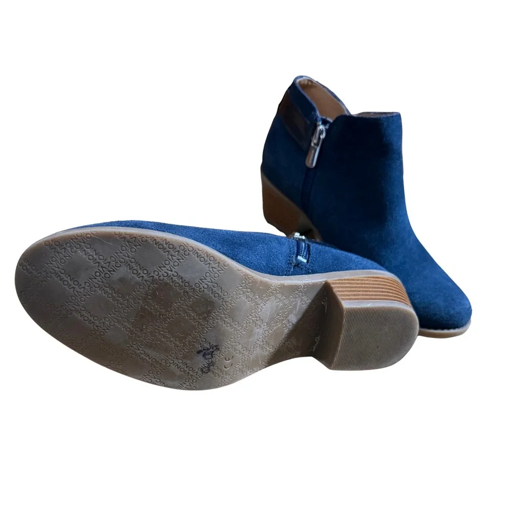 Vionic Blue Suede Ankle Booties Size 6 Buckle Side Zip Block Heel Comfort